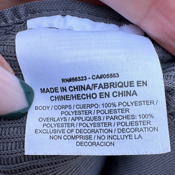 Michael Jordan Men’s Hooded Zip Up Lined Windbreaker - Gray; Size XL - Picture 8 of 13